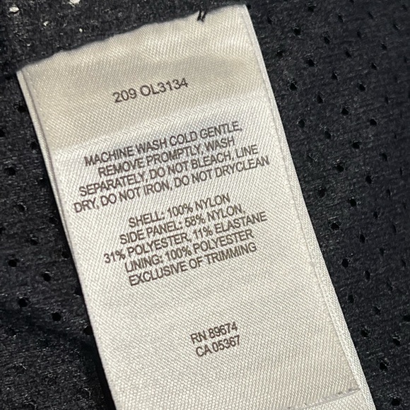 Mountain Hardwear seam sealed soft shell jacket sz M - Picture 8 of 9